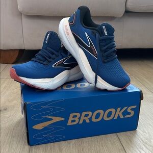 NEW! Brooks Navy and Coral Running Shoes